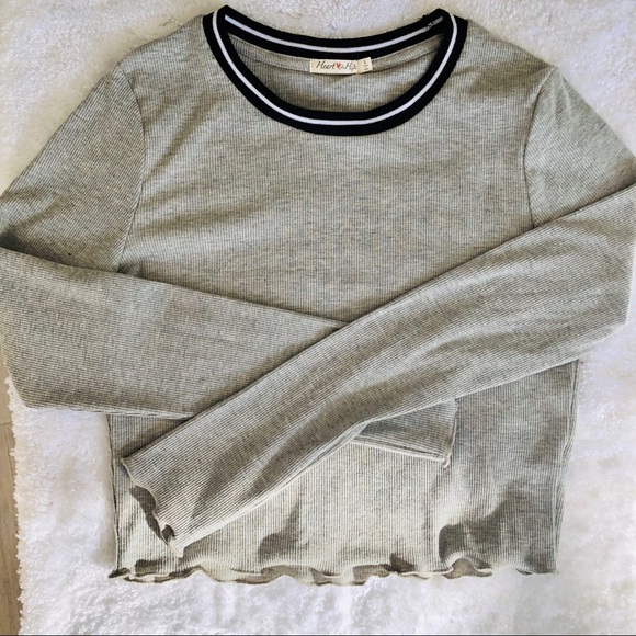 hearts & hips Tops - Top. Hearts 💕Hips. Shirt long sleeve Large 61-2